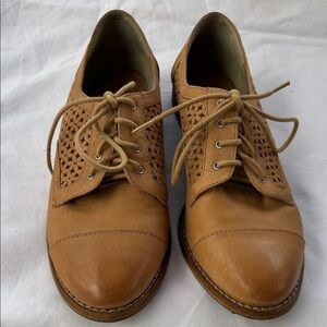 Giani Bernini Brown Leather Lace-Up Oxfords